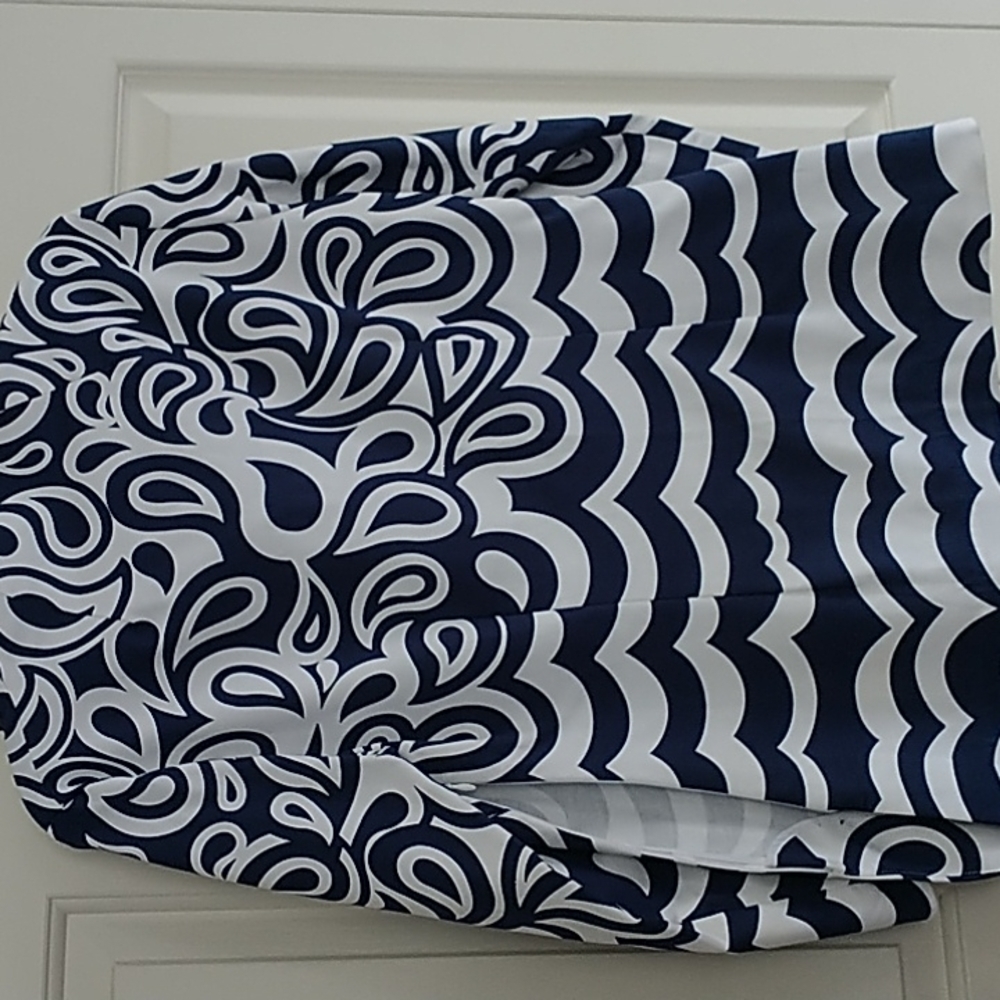 Elizabeth McCay Navy White Graphic Print Blouse V Neck 6 - Picture 4 of 13